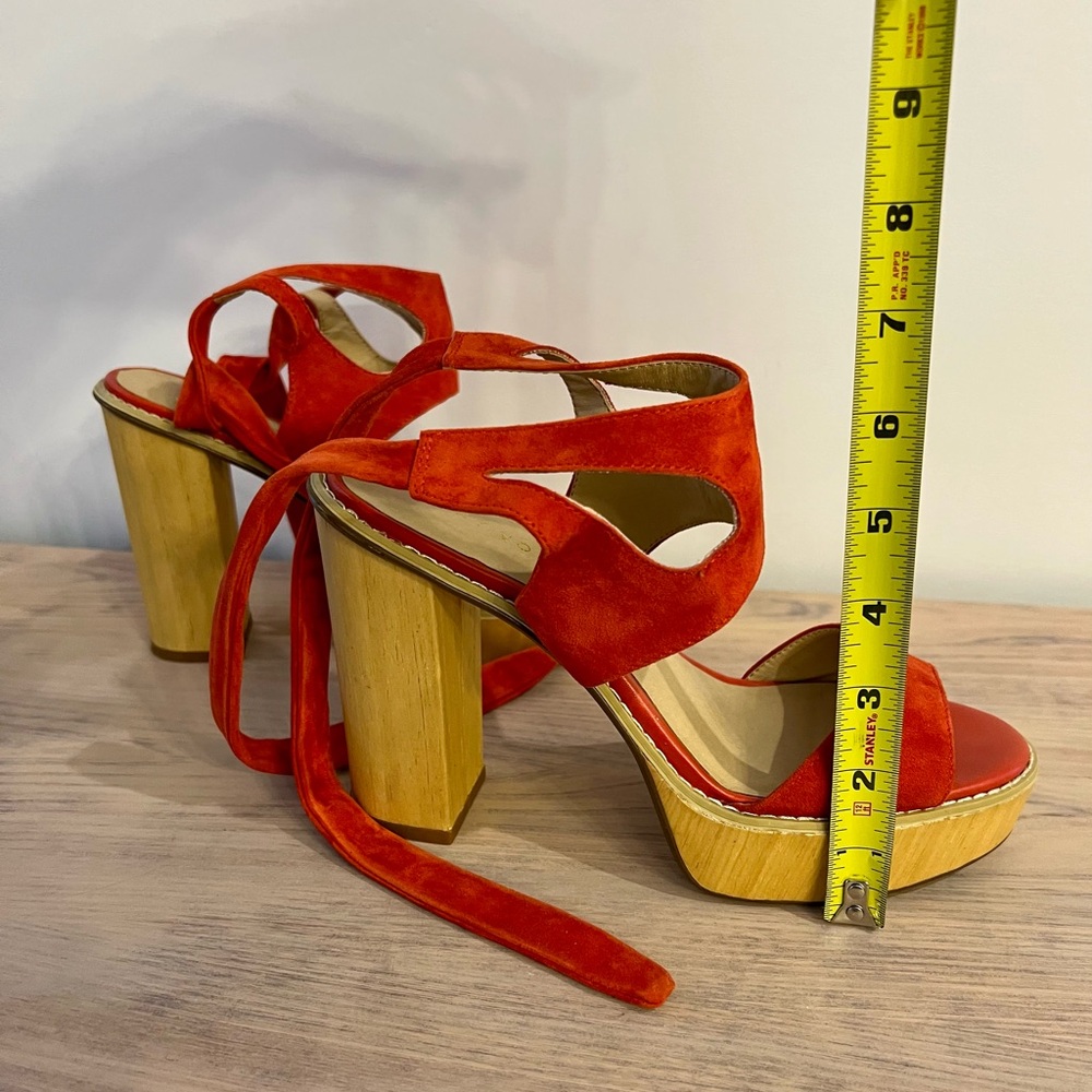 Very Volatile Red Suede Platform Sandals - Picture 13 of 13
